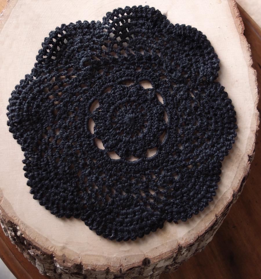 8" Round Crochet Lace Doily Placemats, Handmade Cotton Doilies - Black (100 PACK) - AsianImportStore.com - B2B Wholesale Lighting and Décor