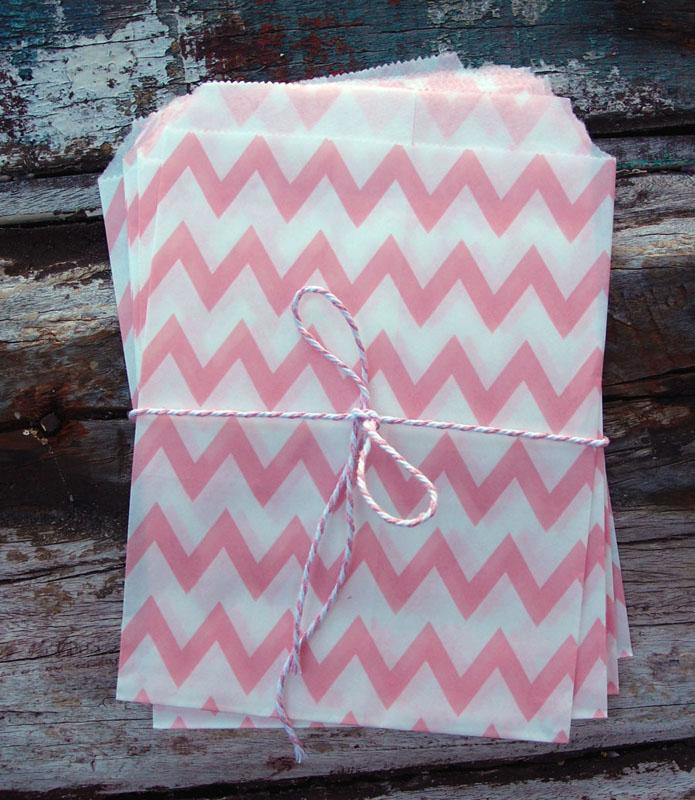  Pink Chevron Paper Treat Bags - (12 PCS) - AsianImportStore.com - B2B Wholesale Lighting and Decor
