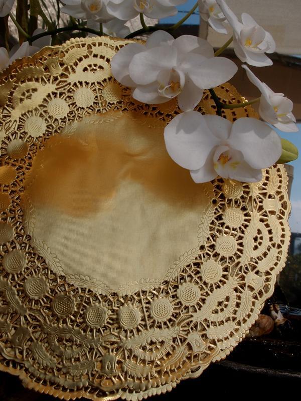 11.5" Round Gold Foil Doily Placemats, Metallic (50 Pack) - PaperLanternStore.com - Paper Lanterns, Decor, Party Lights & More