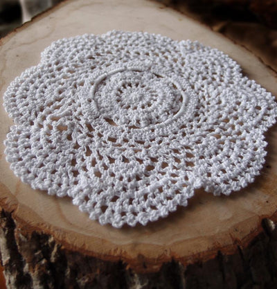 (Discontinued) (100 PACK) 8" Round Crochet Lace Doily Placemats, Handmade Cotton Doilies - White