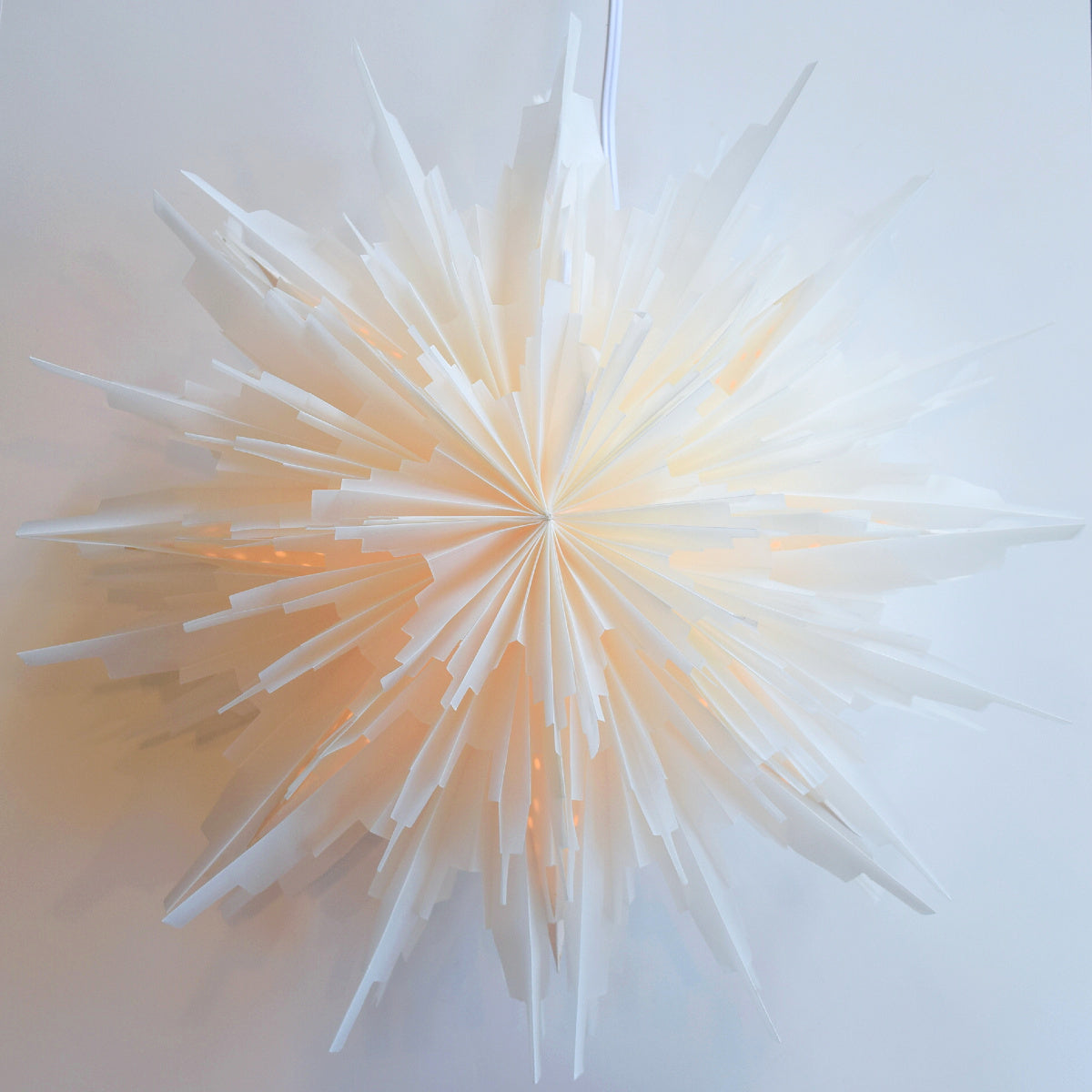 32" White Hiemal Snowflake Star Lantern Pizzelle Design