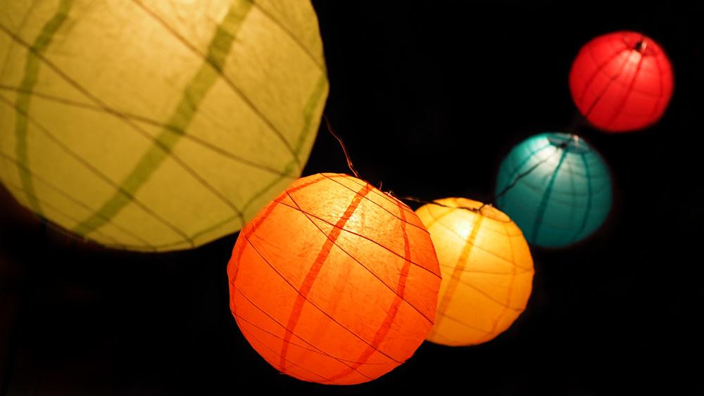 12" Cinco de Mayo / Fiesta Crisscross Ribbing Paper Lantern String Light for Parties, Birthdays or any occasion(31 FT) - AsianImportStore.com - B2B Wholesale Lighting and Decor