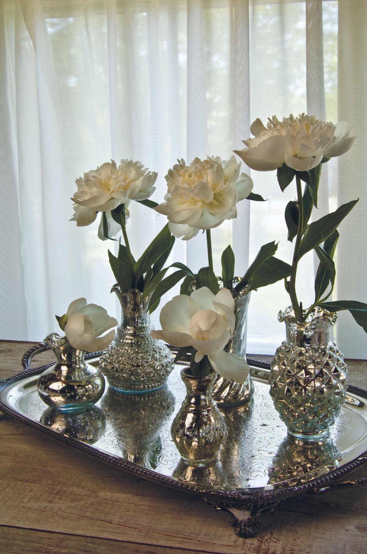 Vintage Mercury Glass Vase (4-Inch, Bernadette Mini Ribbed Design, Silver) - Decorative Flower Vase - for Home Décor, Party Decorations and Wedding Centerpieces - AsianImportStore.com - B2B Wholesale Lighting & Décor since 2002.