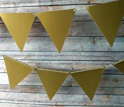 St. Patrick's Day Holiday Green & Gold Triangle Flag Pennant Banner Combo Kit (11FT) - AsianImportStore.com - B2B Wholesale Lighting and Decor