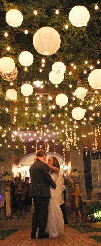 8/12/16" White Round Paper Lanterns, Even Ribbing (3-Pack Cluster), Light up Lantern Decorations, Chinese Paper Lamps for Weddings & Parties